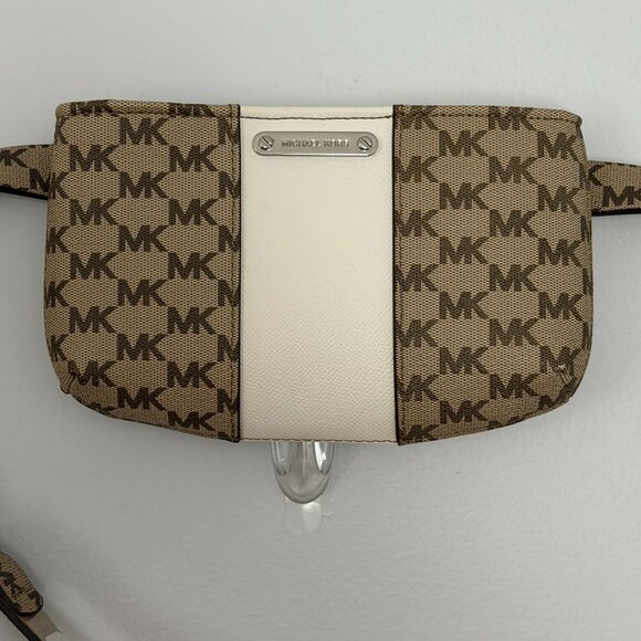 NWT Michael Kors Logo Women's Large/Xlarge Belt Bag Handbag - Picture 1 of 4